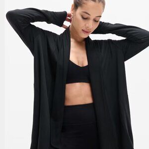 Athleta Pranayama Restore Wrap Black XS